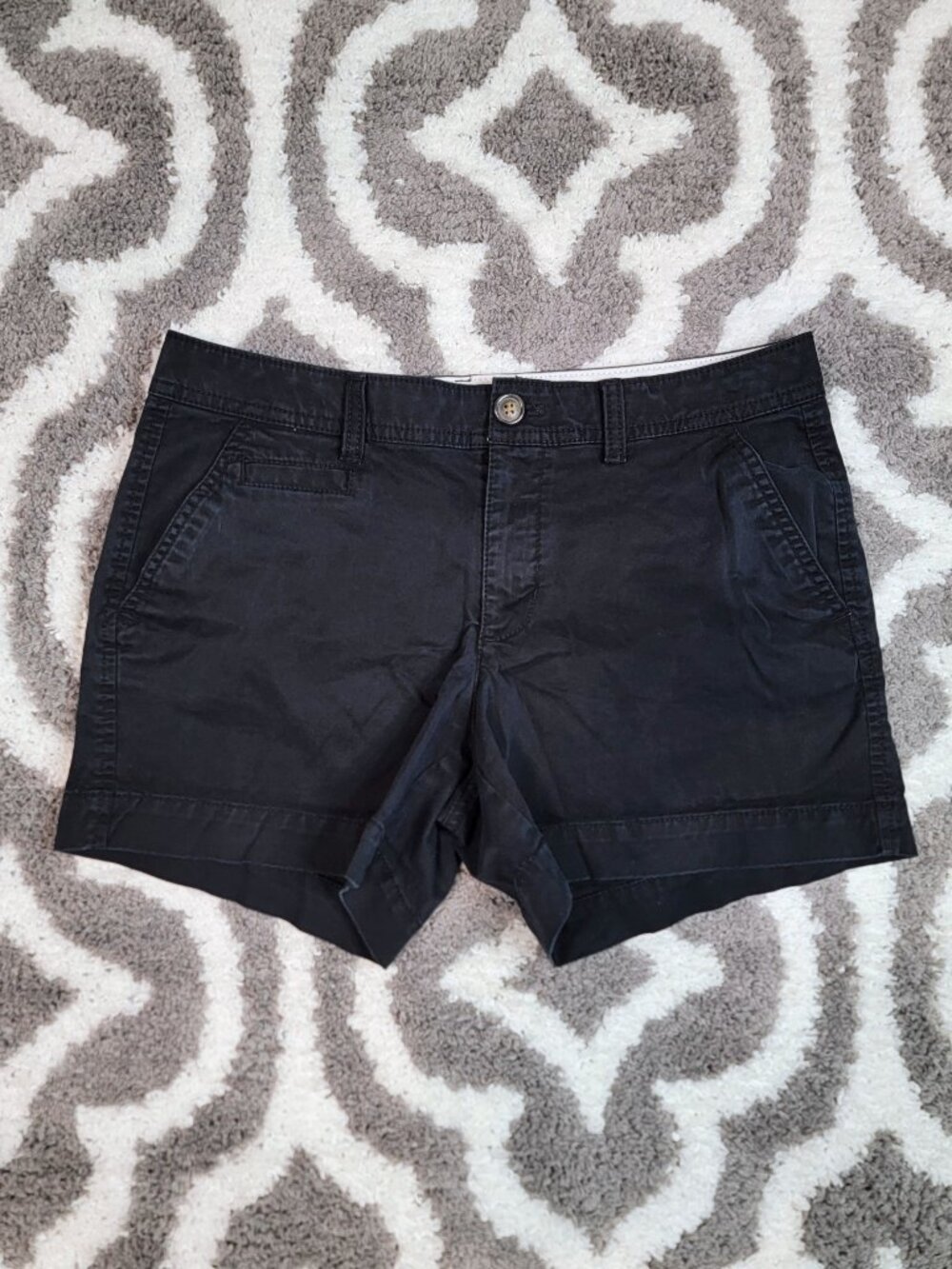 Old Navy Perfect 5" Shorts Black Stretch Chino Khaki | Size: 4